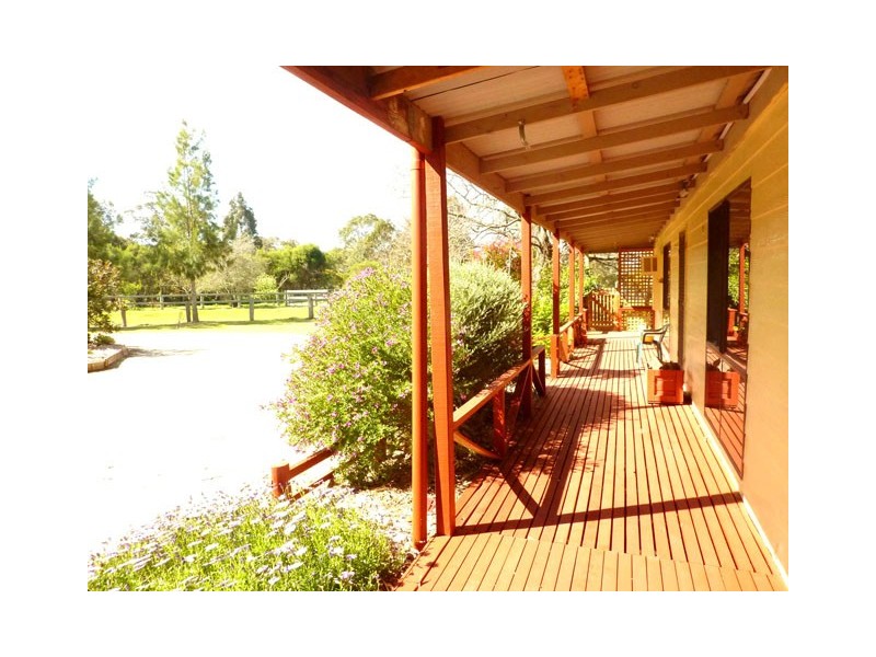 124 SOUTH GIPPSLAND HIGHWAY, Woodside VIC 3874