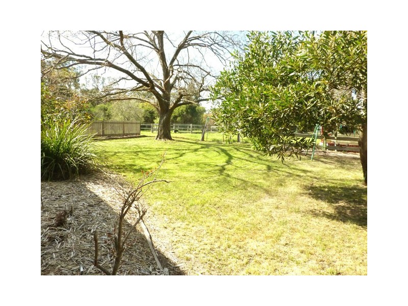 124 SOUTH GIPPSLAND HIGHWAY, Woodside VIC 3874