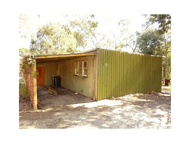 124 SOUTH GIPPSLAND HIGHWAY, Woodside VIC 3874