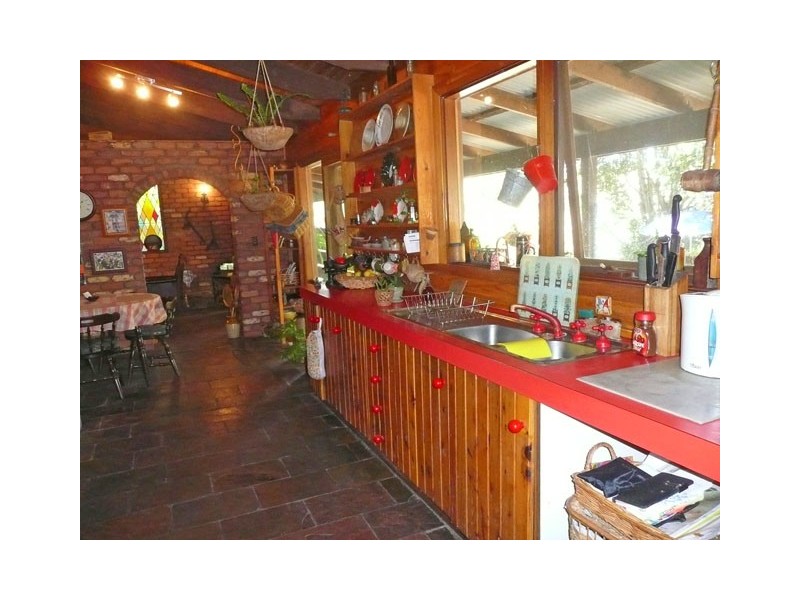 1279 LICOLA ROAD, Glenmaggie VIC 3858