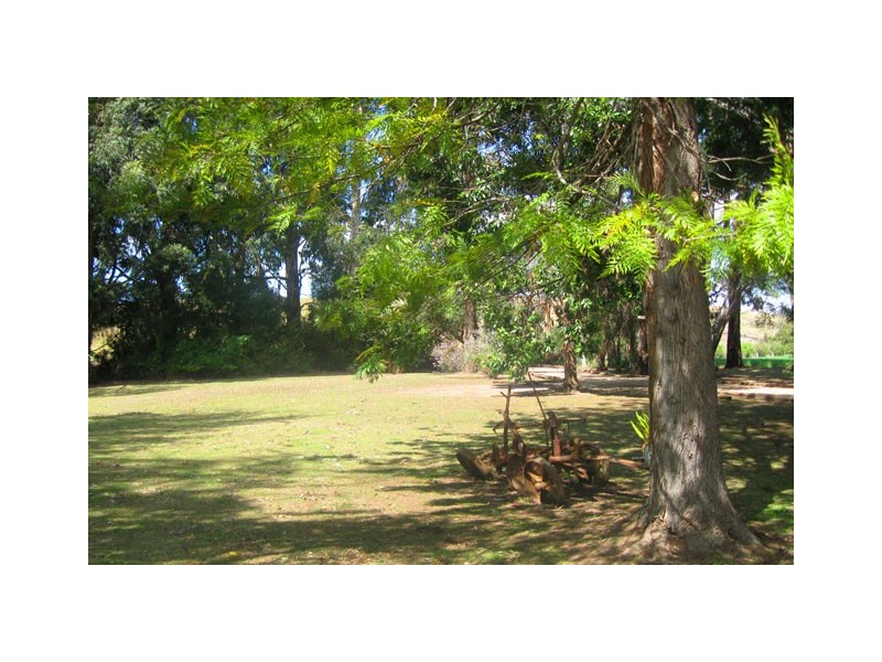 1279 LICOLA ROAD, Glenmaggie VIC 3858