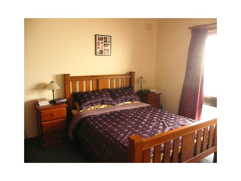 100 COMANS STREET, Morwell VIC 3840