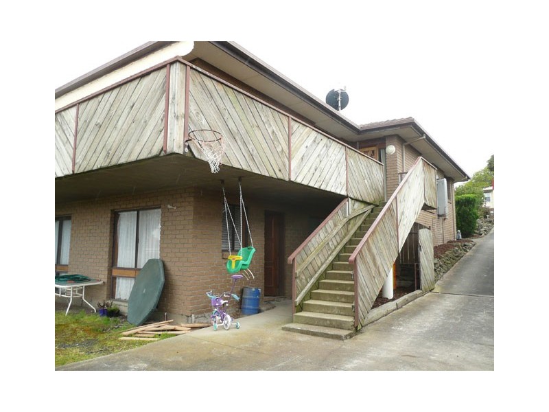 100 COMANS STREET, Morwell VIC 3840