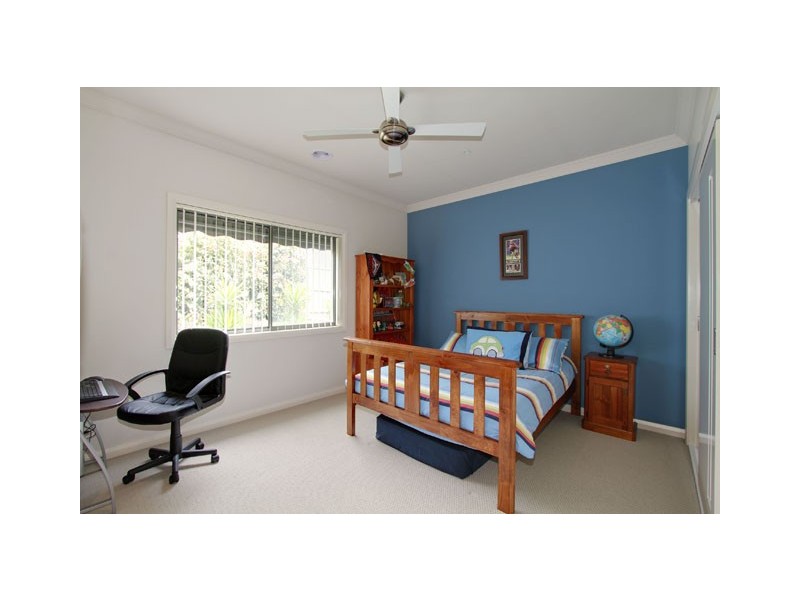 4 WALLABY GRASS RISE, Traralgon VIC 3844