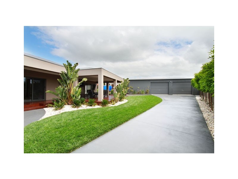 4 WALLABY GRASS RISE, Traralgon VIC 3844