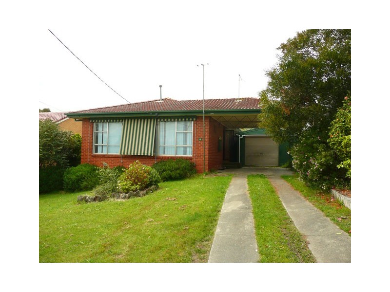 14 HEESOM CRESCENT, Churchill VIC 3842