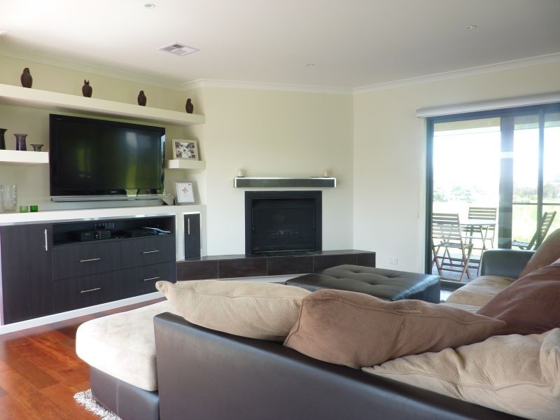 54a Main Road, Tyers VIC 3844