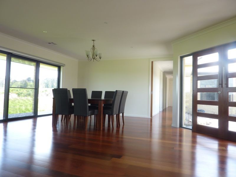 54a Main Road, Tyers VIC 3844