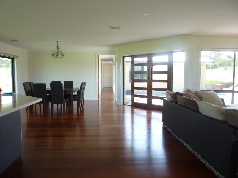 54a Main Road, Tyers VIC 3844