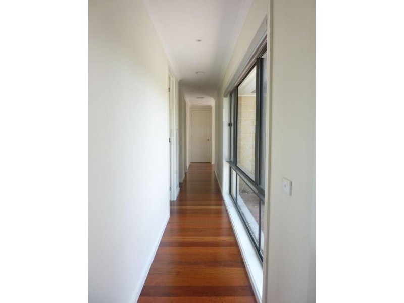 54a Main Road, Tyers VIC 3844