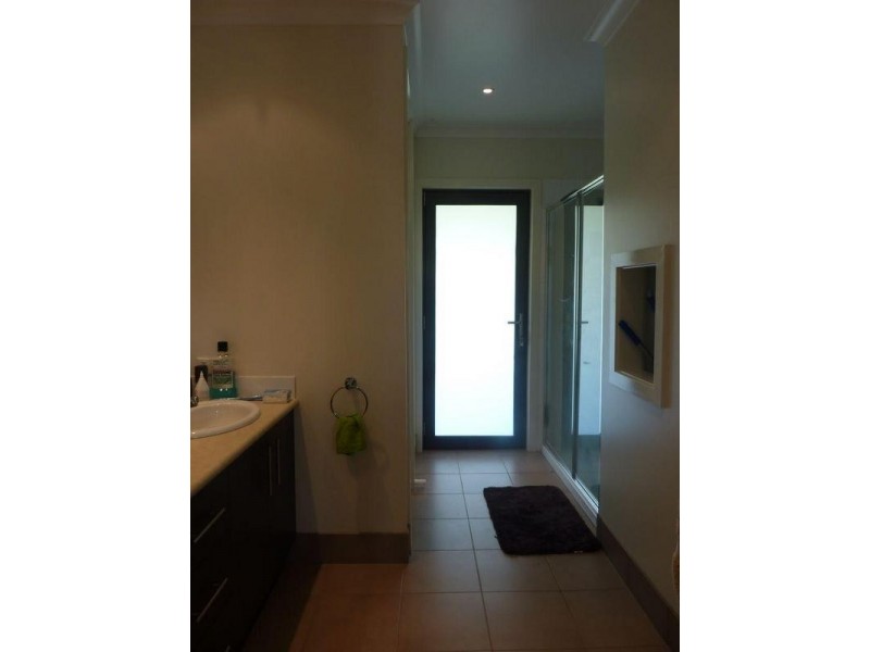 54a Main Road, Tyers VIC 3844