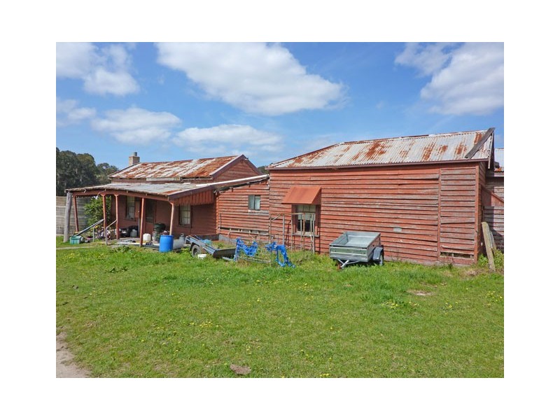 367 Woodside Carrajung Road, Carrajung VIC 3844