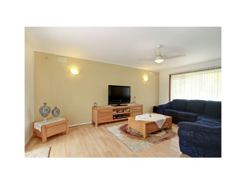 8 SELWYN PLACE, Traralgon VIC 3844