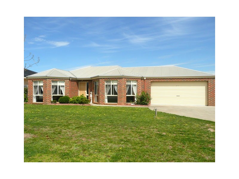 6 CAGNEY COURT, Traralgon VIC 3844