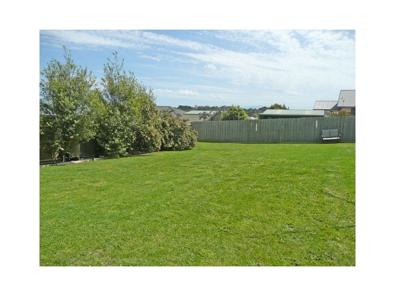 6 CAGNEY COURT, Traralgon VIC 3844