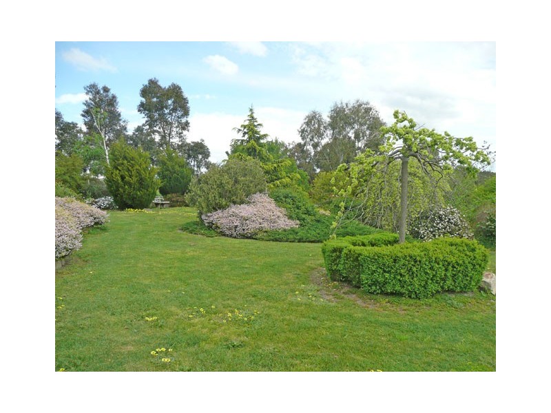 75 WARREN TERRACE, Hazelwood North VIC 3840