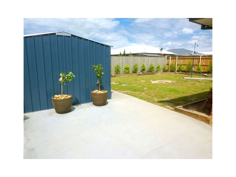 8 HAWKSBURN ROAD, Traralgon VIC 3844