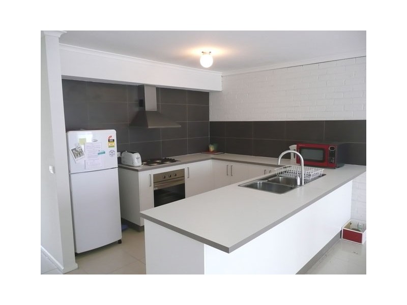 2/19 ORMOND ROAD, Traralgon VIC 3844