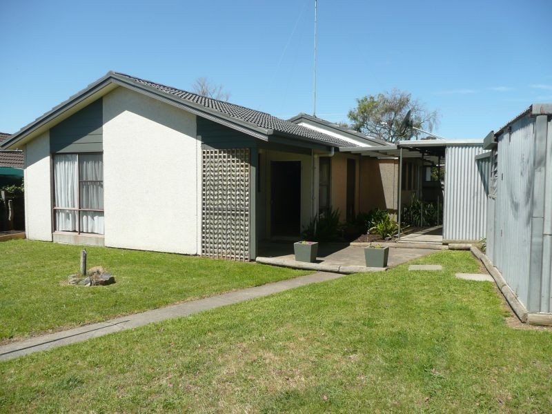 60 Maple Crescent, Churchill VIC 3842