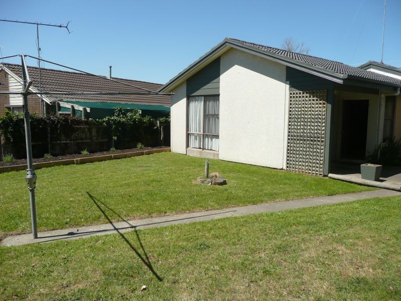 60 Maple Crescent, Churchill VIC 3842