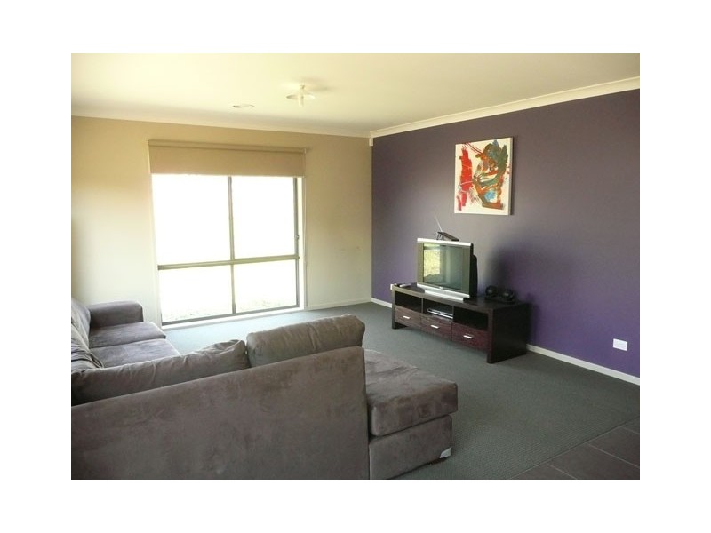 12 DUNSMUIR GROVE, Traralgon VIC 3844