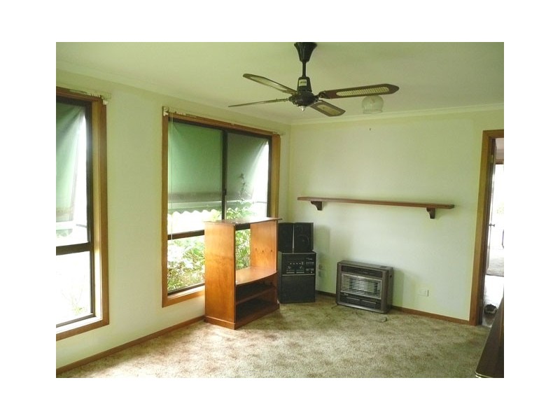 115 Mayfair Gardens, Traralgon VIC 3844