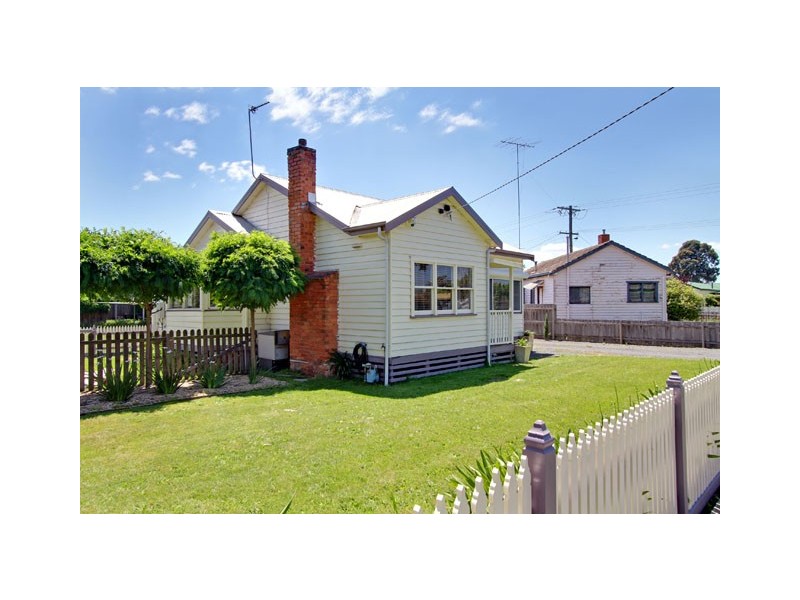 2 Pollock Avenue, Traralgon VIC 3844