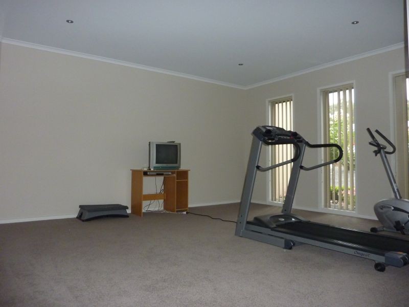8 Cashmere Drive, Traralgon South VIC 3844