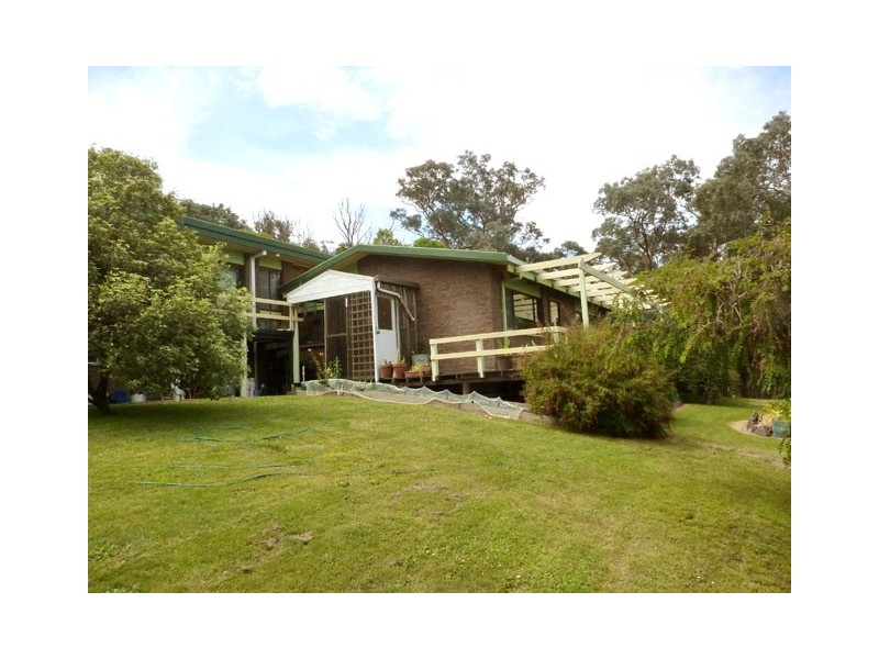 69 Boulton Crescent, Tyers VIC 3844
