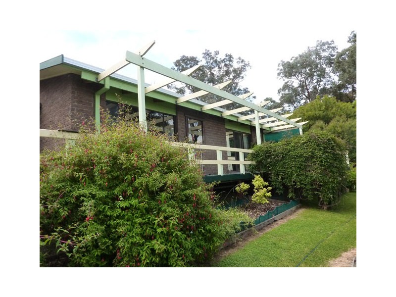 69 Boulton Crescent, Tyers VIC 3844