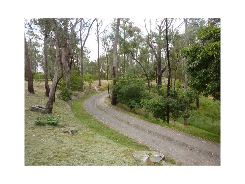 69 Boulton Crescent, Tyers VIC 3844