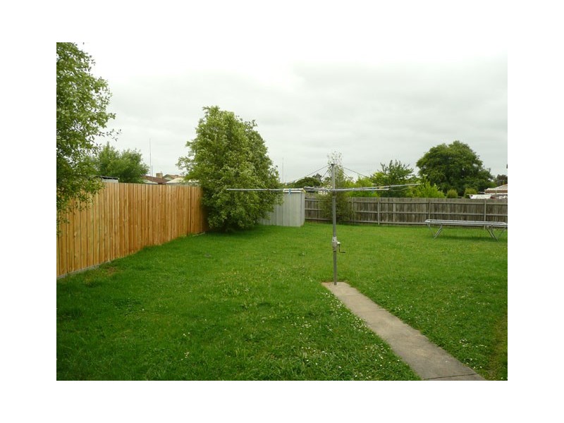 27 Riley Street, Traralgon VIC 3844
