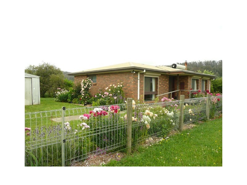 516 Merrimans Creek Road, Gormandale VIC 3873