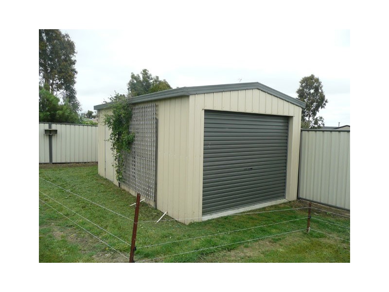 8 Merino Court, Traralgon VIC 3844