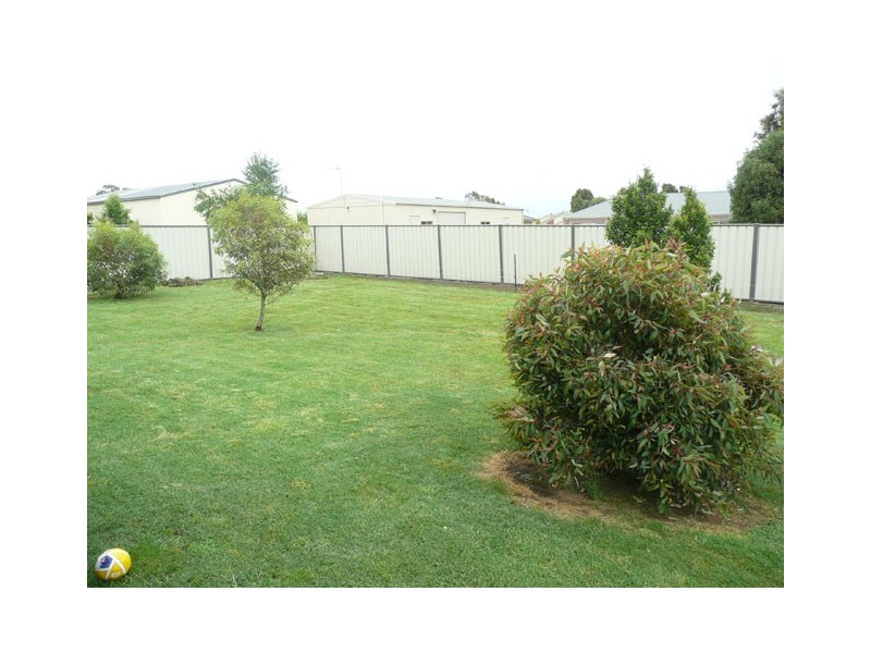 8 Merino Court, Traralgon VIC 3844