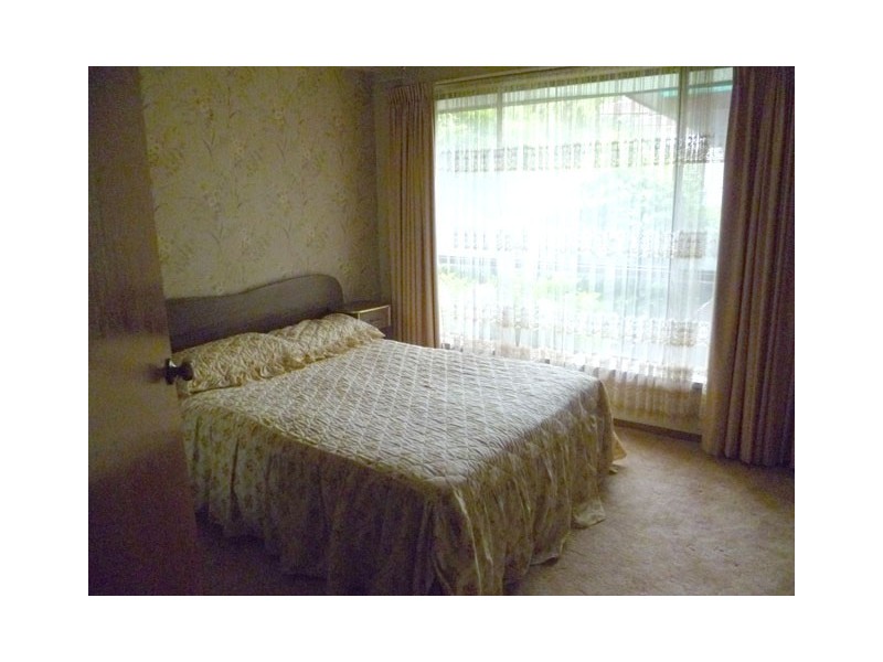 1 OAK AVENUE, Traralgon VIC 3844