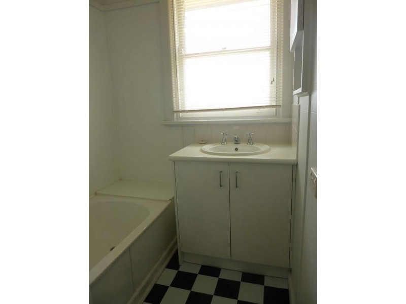 10 Stephenson Street, Morwell VIC 3840