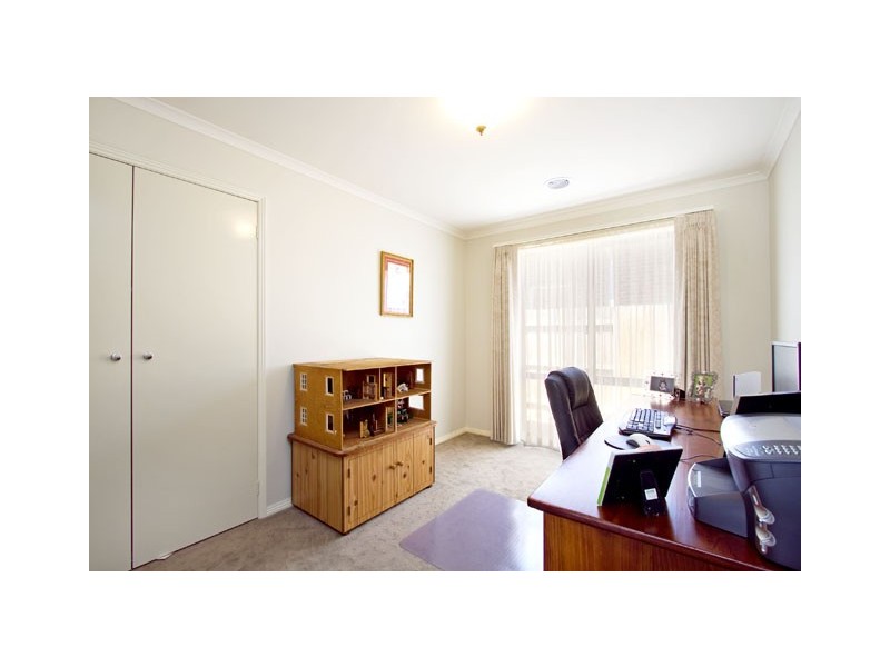 15 Nicholson Place, Traralgon VIC 3844