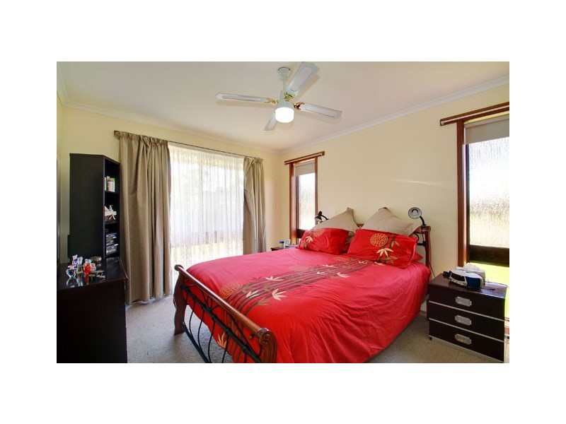 6-8 Kyne Street, Glengarry VIC 3854