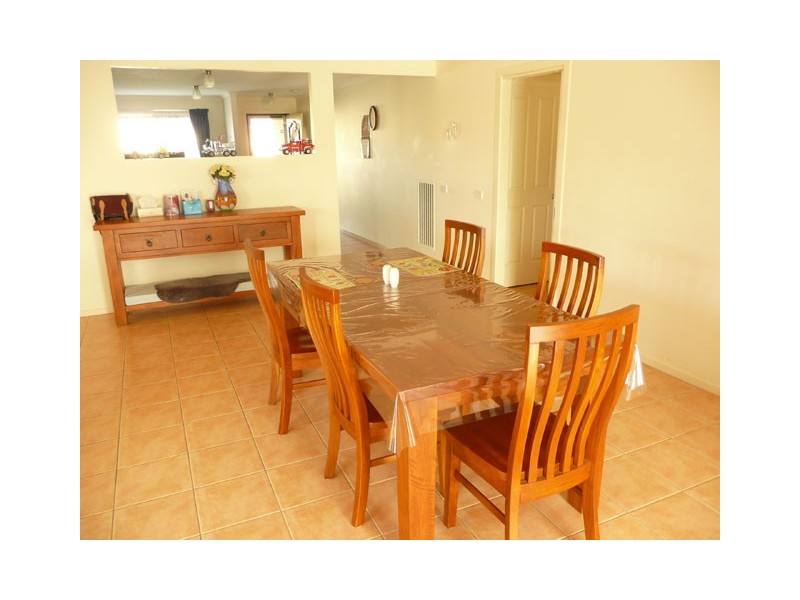 13 Giles Place, Traralgon VIC 3844