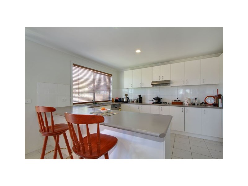 14 Lawn Avenue, Traralgon VIC 3844