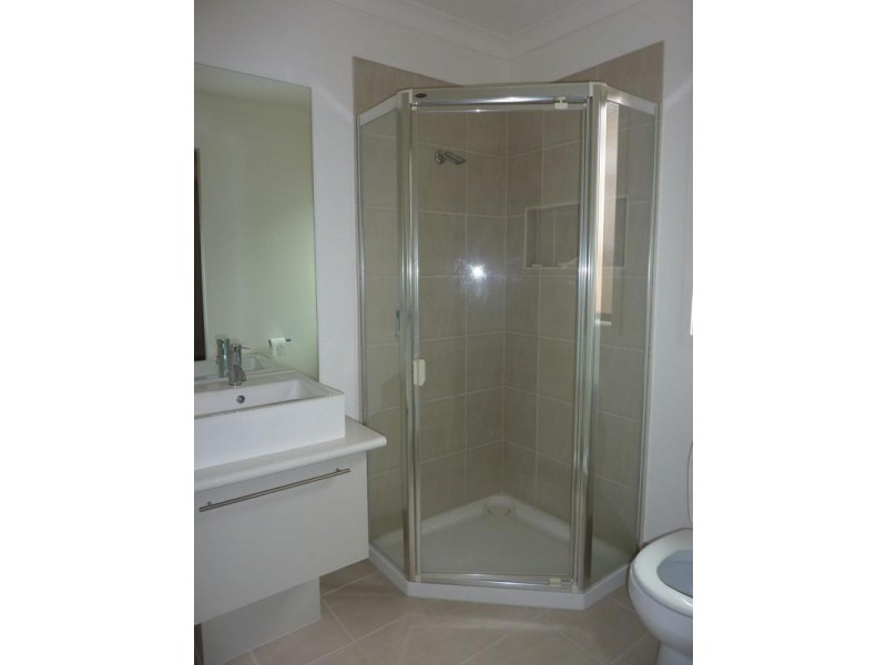 18 COLLEGE AVENUE, Traralgon VIC 3844