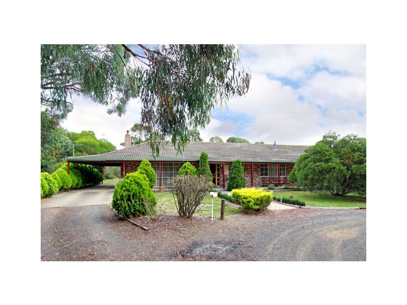 15 Nicholson Lane, Toongabbie VIC 3856