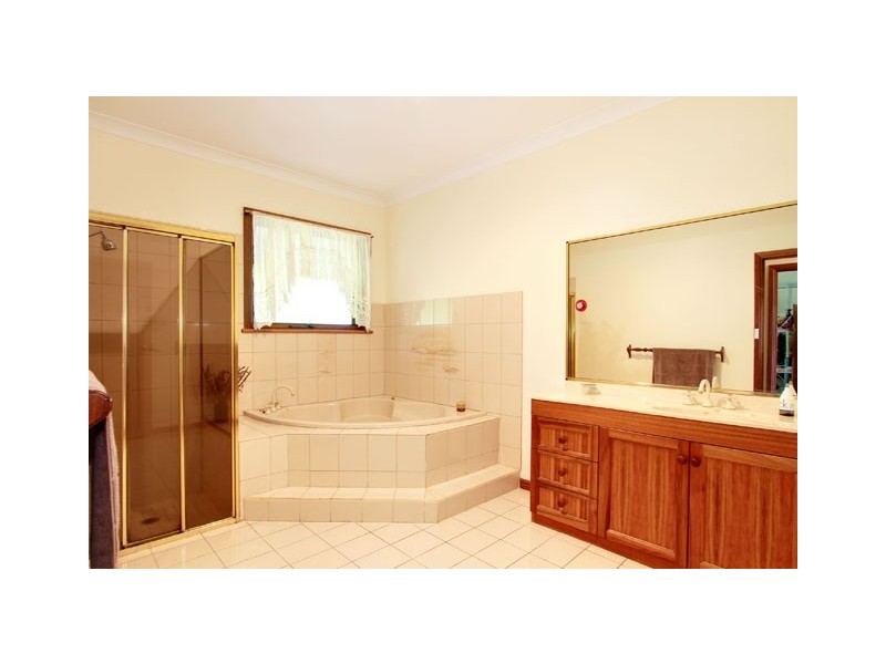 17 Boola Views Road, Tyers VIC 3844