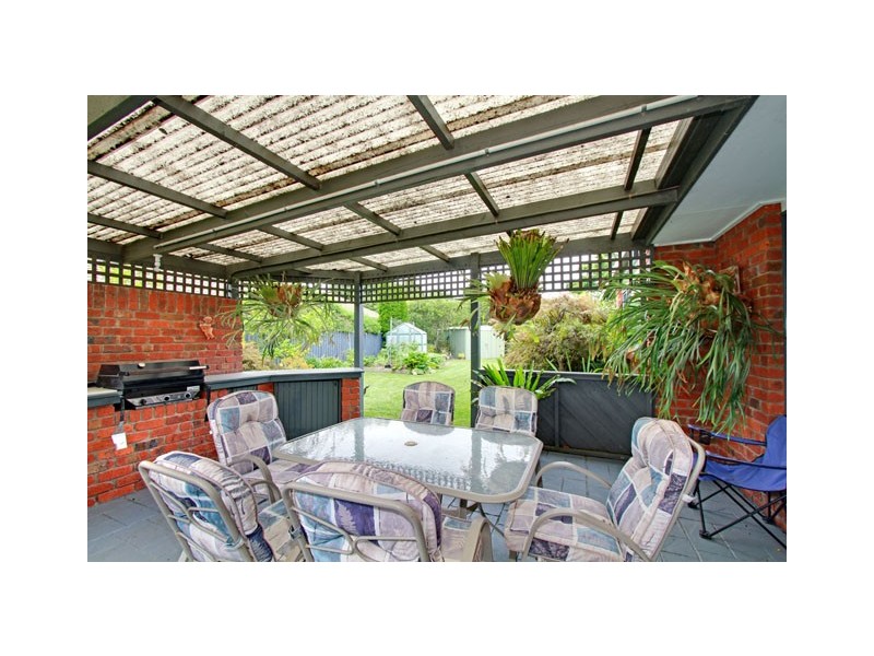 33 Parkwood Way, Traralgon VIC 3844