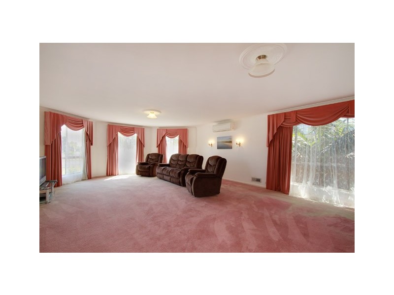 37 FIRMIN STREET, Traralgon VIC 3844