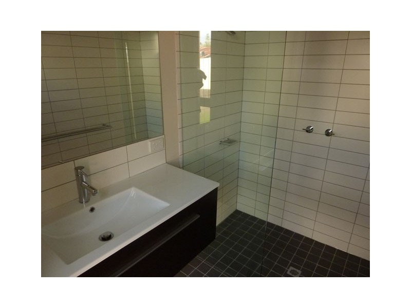 38 Law Street, Newborough VIC 3825