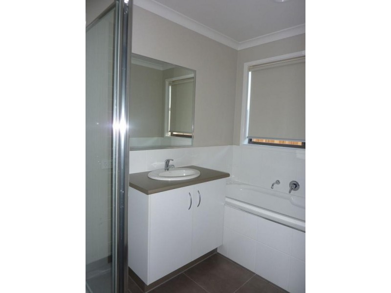 6 Roscommon Drive, Traralgon VIC 3844