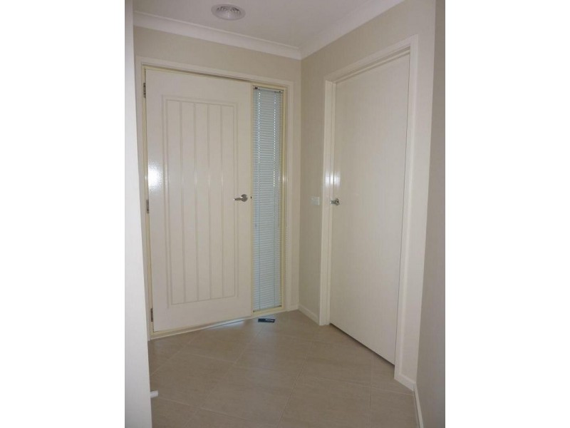 8 Roscommon Drive, Traralgon VIC 3844