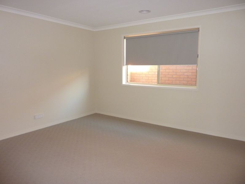 8 Roscommon Drive, Traralgon VIC 3844